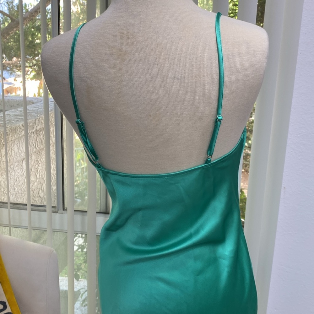 Dress 👗 ASYMMETRICAL - Picture 4 of 5